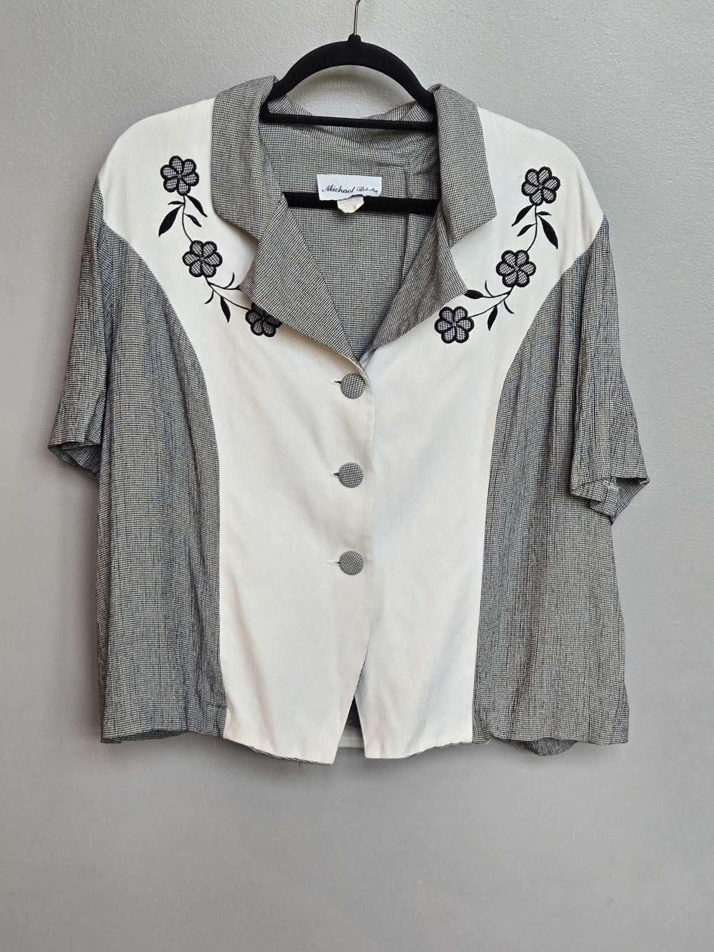 ​Vintage Michael Blake Embroidered Floral Top Size 22WP  Contrast Blouse